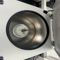 Eppendorf 5804 Centrifuge image 0